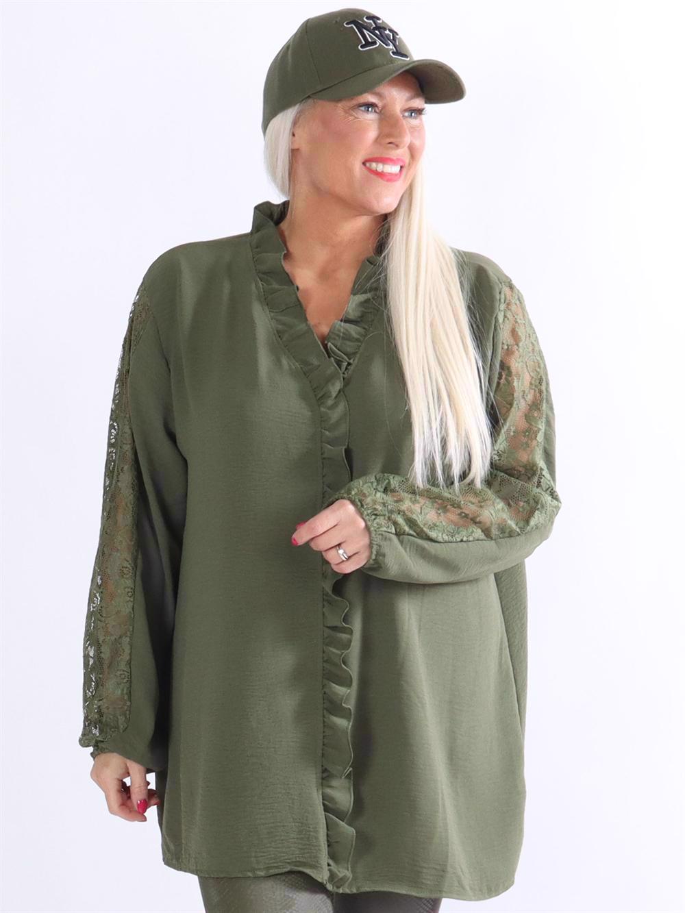 Chaka - Blonde tunika med flæse langs fronten